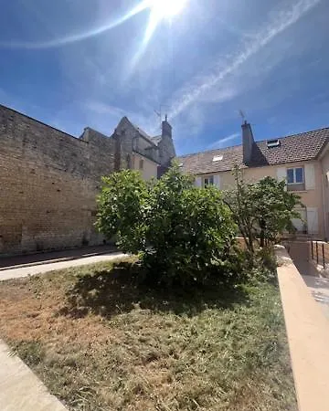 Caennais Apartment